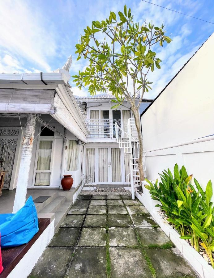 Villa Helenia - 3Br Pool & Villa - 5Mins To Finns Canggu Zewnętrze zdjęcie